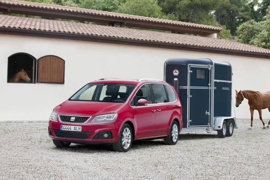  Seat Alhambra 4x4 2011 года  (фото 29 из 46)